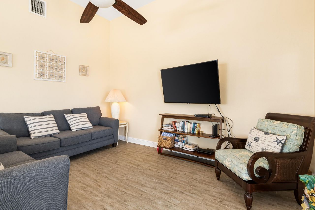 58950 Overseas Highway, Unit 13, Marathon, FL 33050 Photo