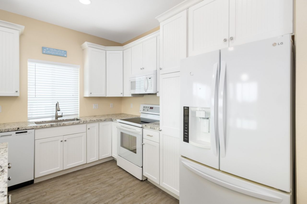 58950 Overseas Highway, Unit 13, Marathon, FL 33050 Photo