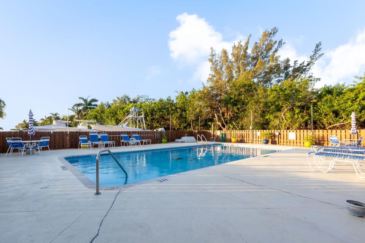 58950 Overseas Highway, Unit 13, Marathon, FL 33050 Photo