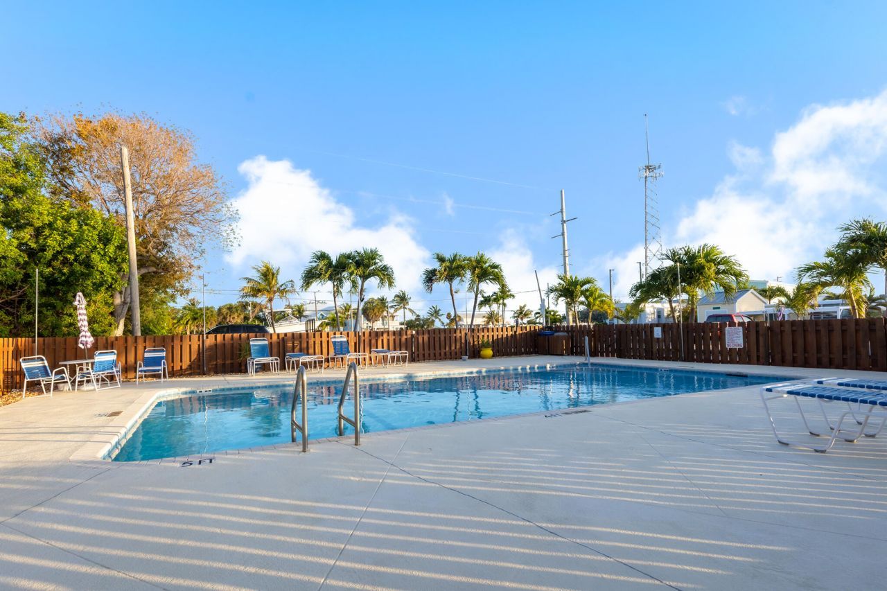 58950 Overseas Highway, Unit 13, Marathon, FL 33050 Photo