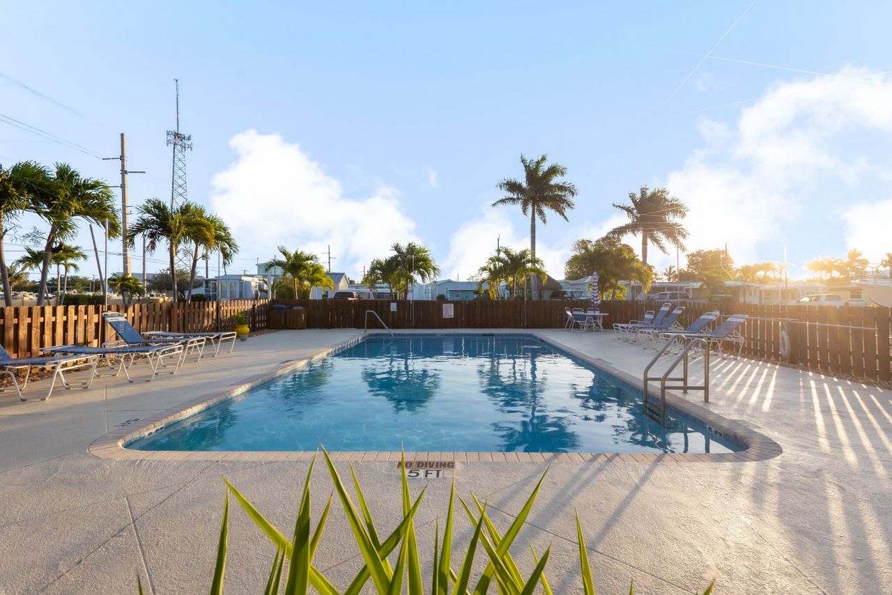 58950 Overseas Highway, Unit 13, Marathon, FL 33050 Photo