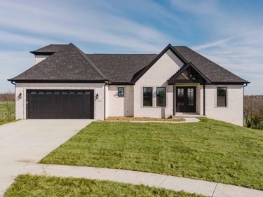 232 Berkley Hall Drive, Berea, KY 40403