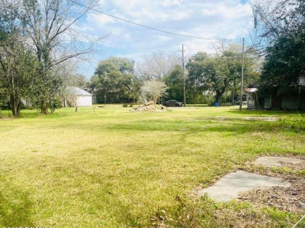 511 W Third Street, Franklin, LA 70538