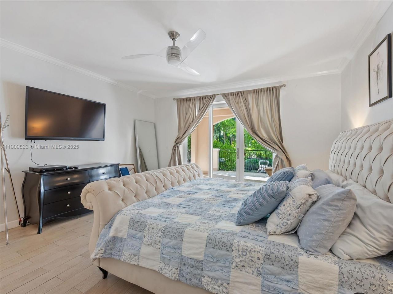 19116 Fisher Island Dr, Unit 19116, Miami Beach, FL 33109 Photo