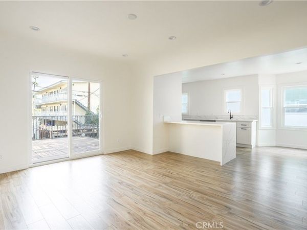 738 S Stanley Avenue, Los Angeles, CA 90036