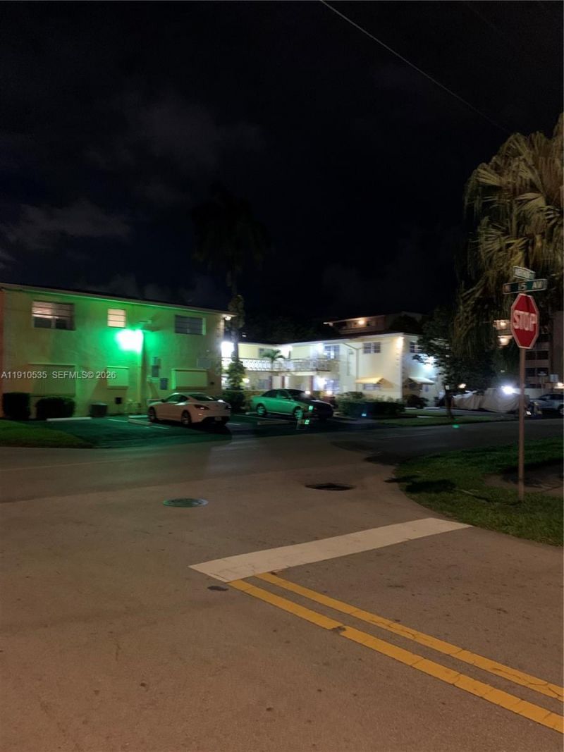 1501 Arthur St, Unit 10, Hollywood, FL 33020 Photo
