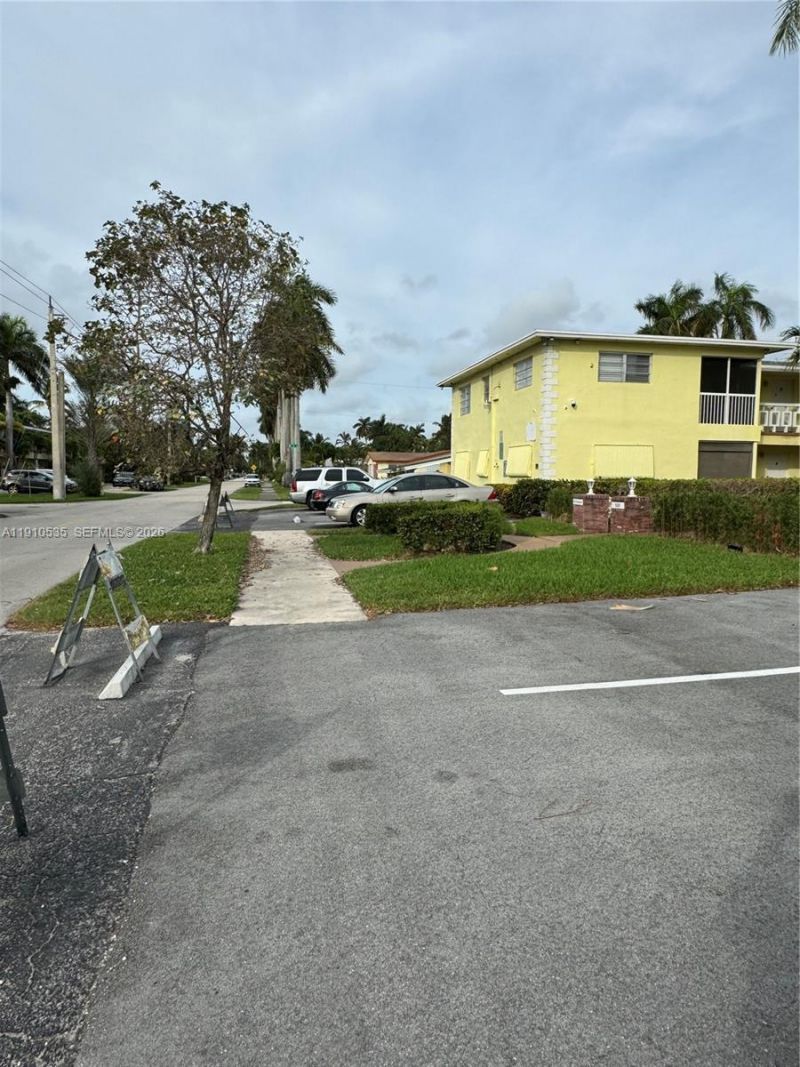 1501 Arthur St, Unit 10, Hollywood, FL 33020 Photo