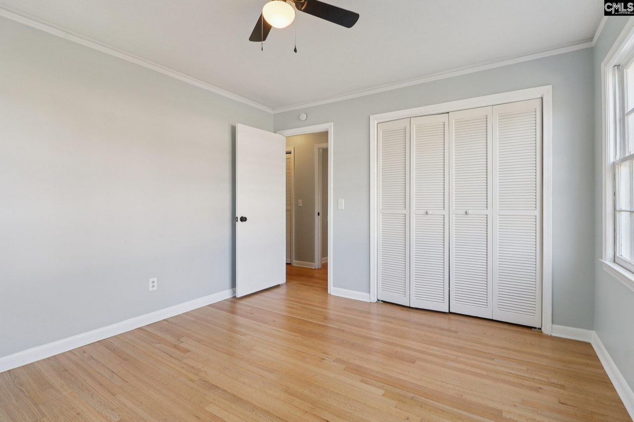 216 Meadowbury Drive Photo 19