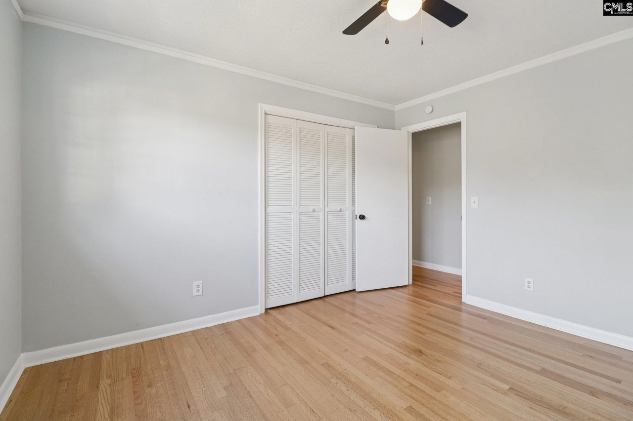 216 Meadowbury Drive Photo 22