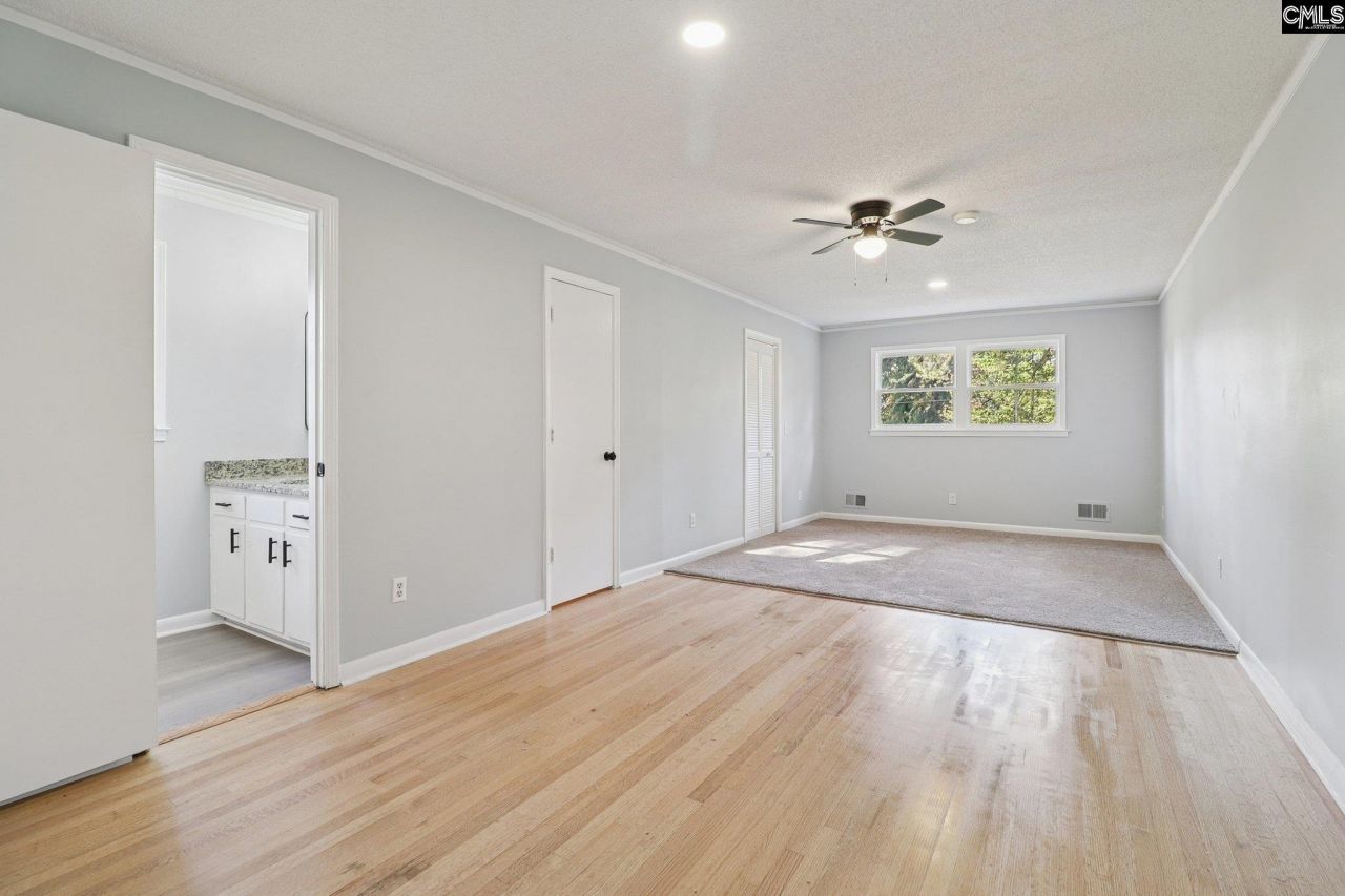 216 Meadowbury Drive Photo 23