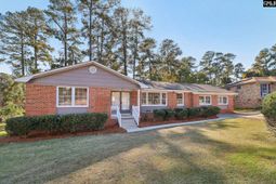 216 Meadowbury Drive photo 4