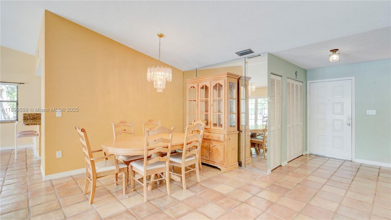 6255 Hawkes Bluff Ave, Davie, FL 33331 Photo