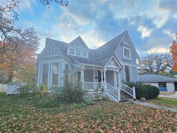 230 W 4th Avenue, Garnett, KS 66032