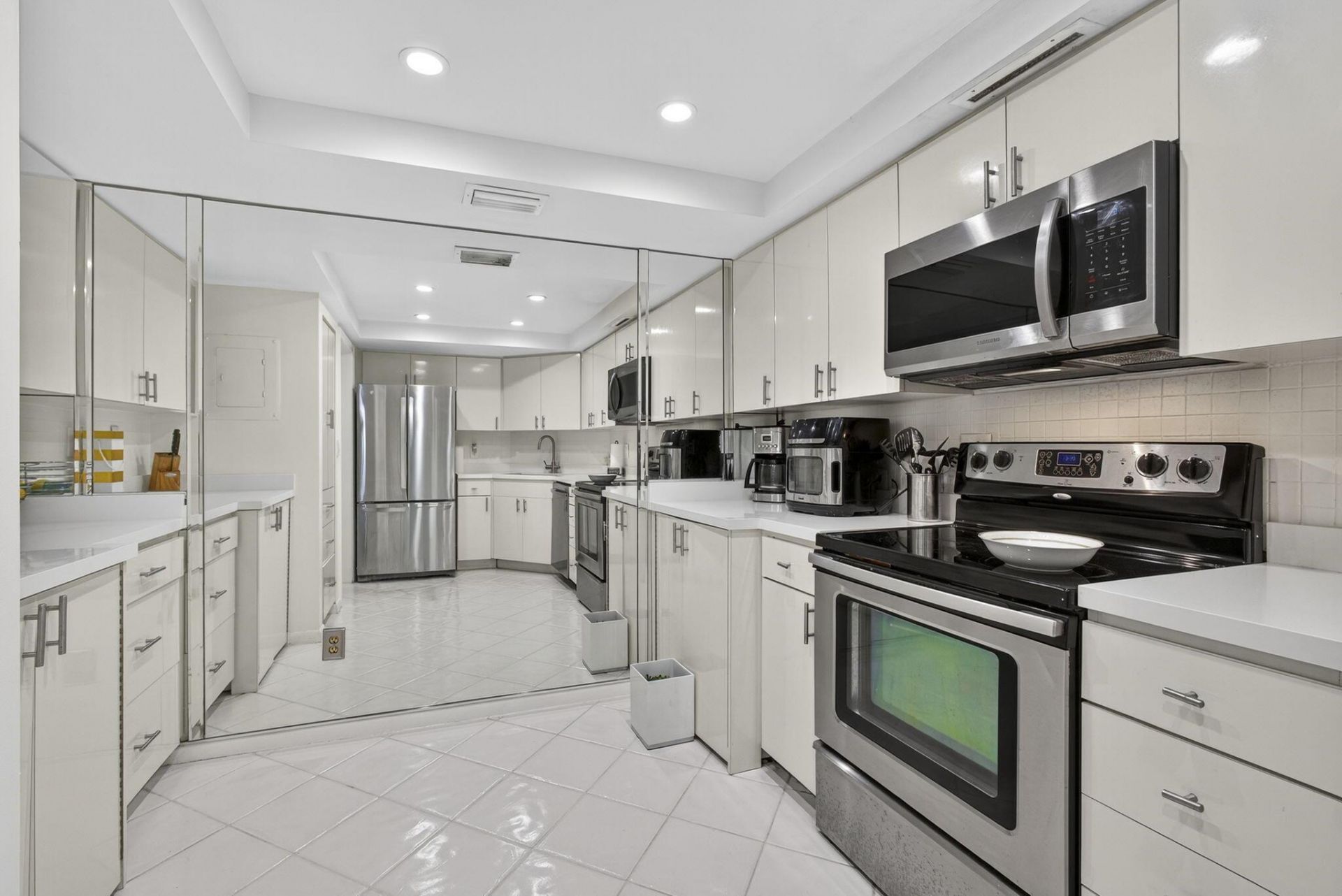 2000 Presidential Way, Unit 704, West Palm Beach, FL 33401 Photo