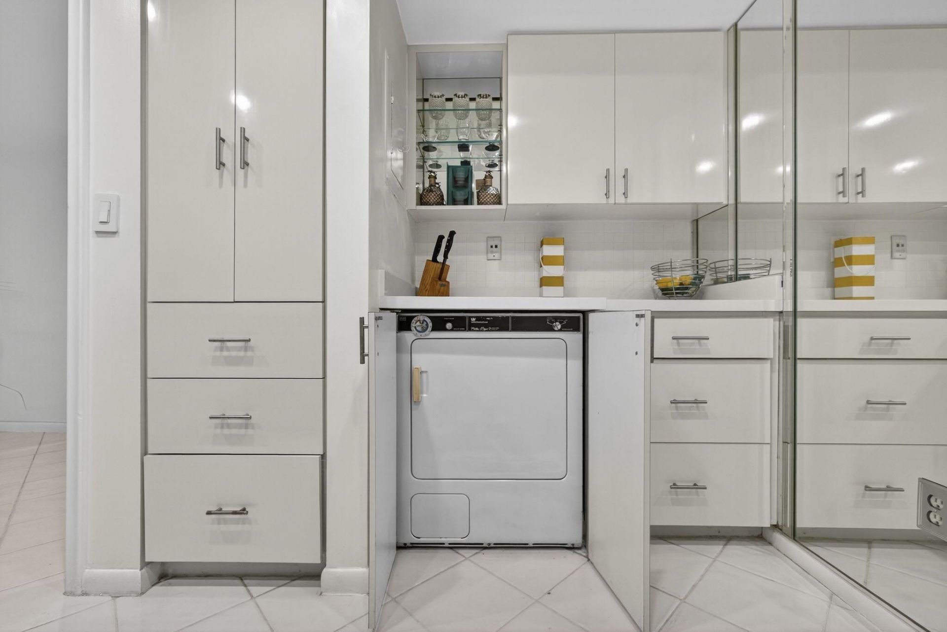 2000 Presidential Way, Unit 704, West Palm Beach, FL 33401 Photo