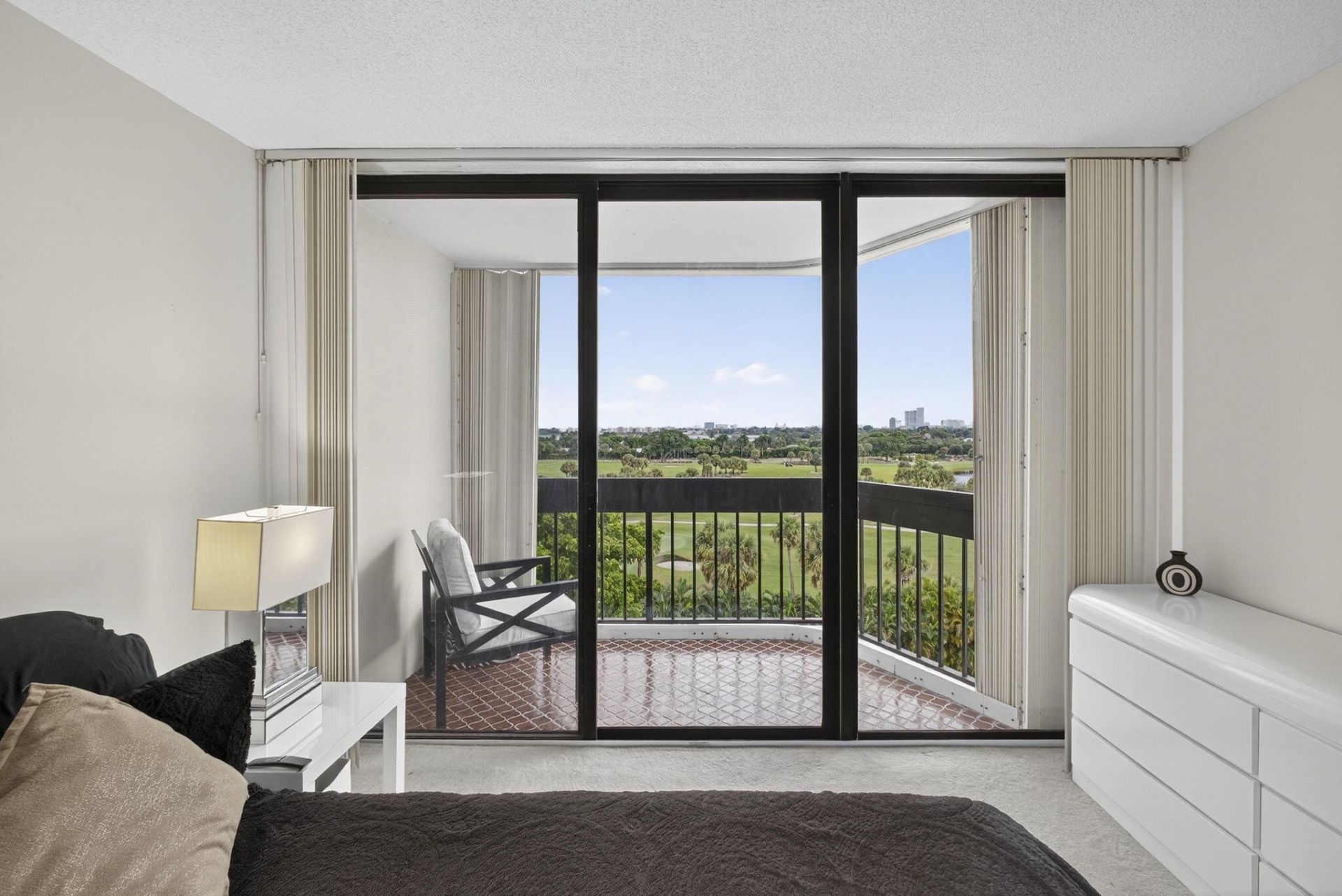 2000 Presidential Way, Unit 704, West Palm Beach, FL 33401 Photo