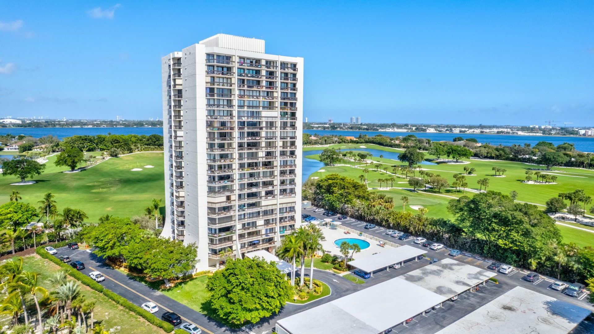 2000 Presidential Way, Unit 704, West Palm Beach, FL 33401 Photo