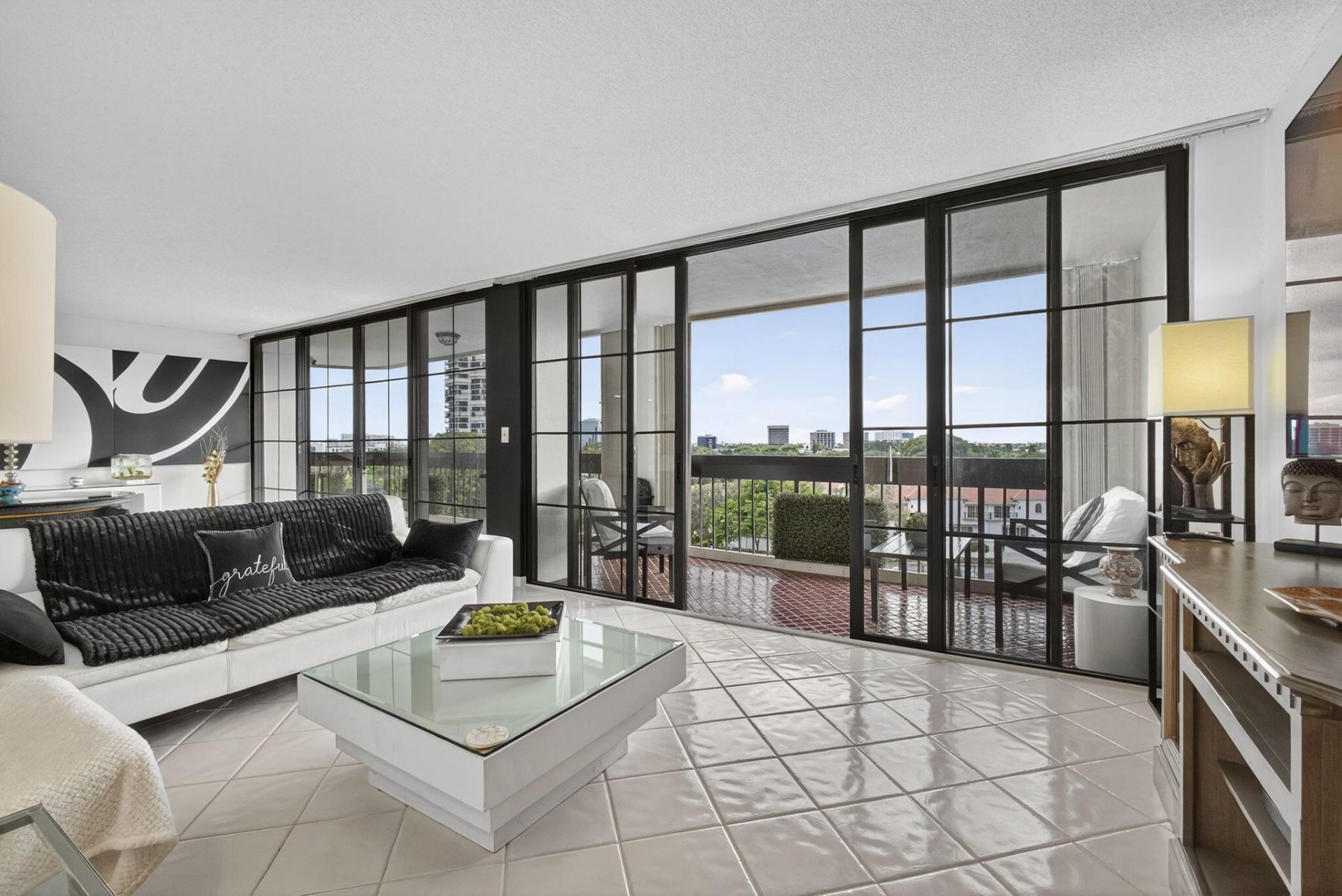 2000 Presidential Way, Unit 704, West Palm Beach, FL 33401 Photo