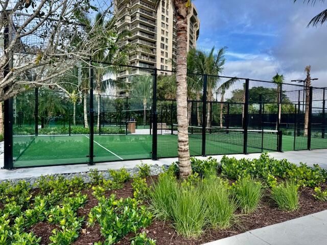 2000 Presidential Way, Unit 704, West Palm Beach, FL 33401 Photo