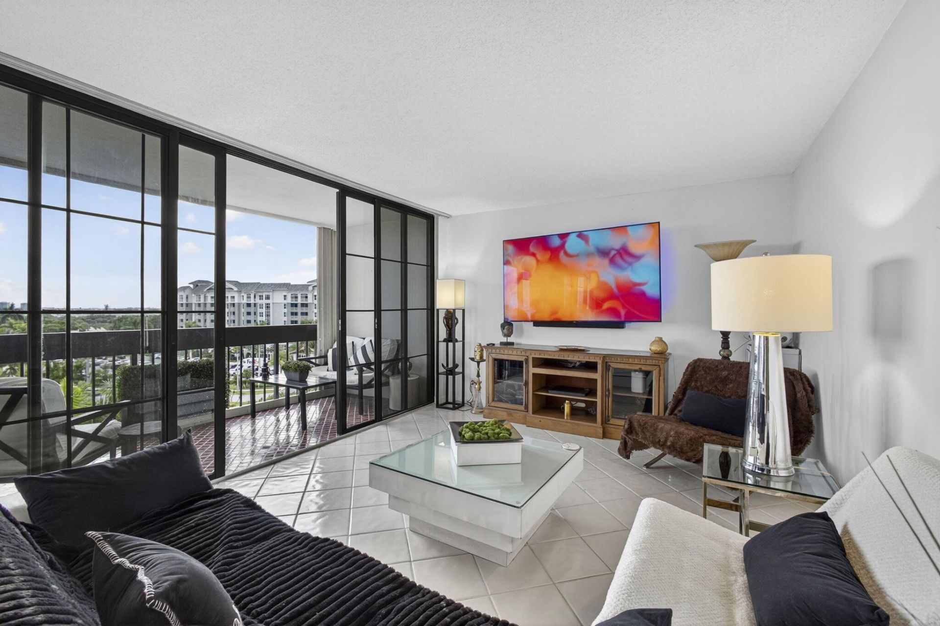 2000 Presidential Way, Unit 704, West Palm Beach, FL 33401 Photo