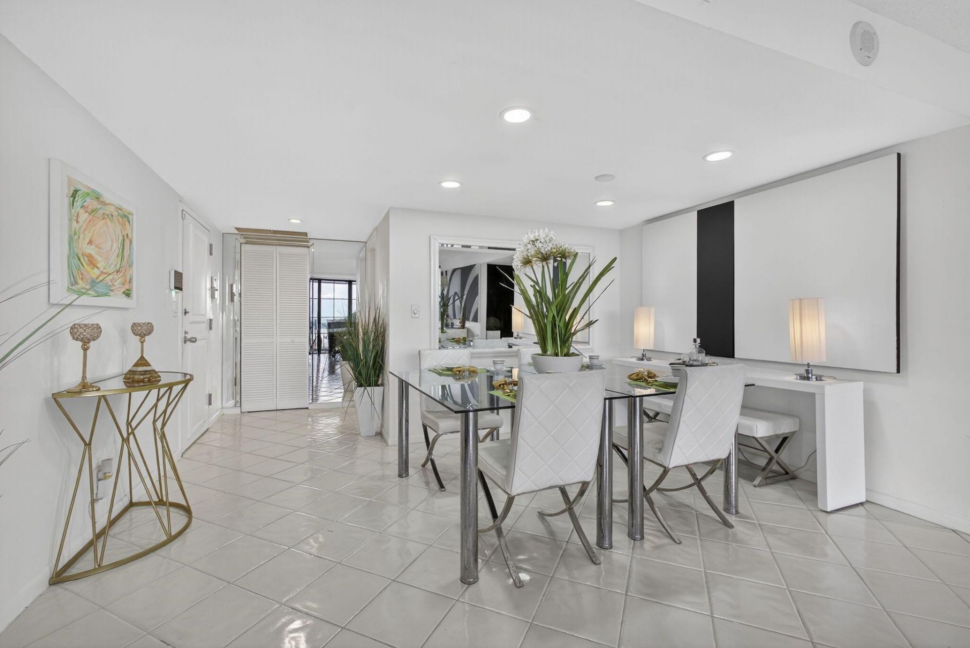 2000 Presidential Way, Unit 704, West Palm Beach, FL 33401 Photo