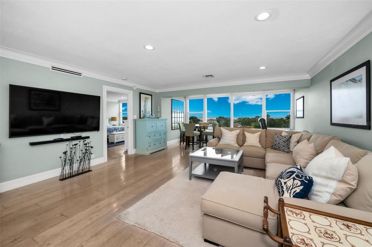 1365 Snell Isle Boulevard Ne, Unit 5D, Saint Petersburg, FL 33704 Photo