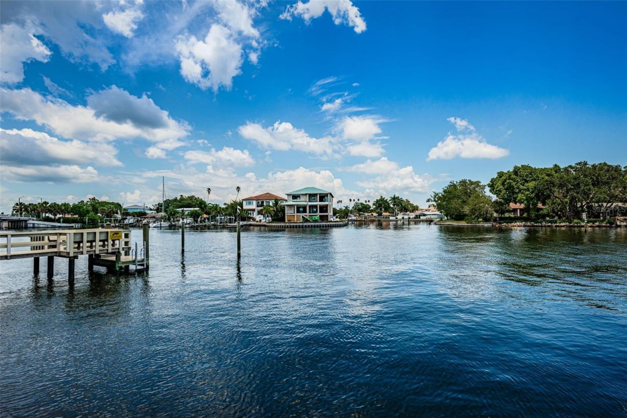 1365 Snell Isle Boulevard Ne, Unit 5D, Saint Petersburg, FL 33704 Photo