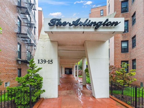 139-15 83 Avenue, Unit 409, Briarwood, NY 11435