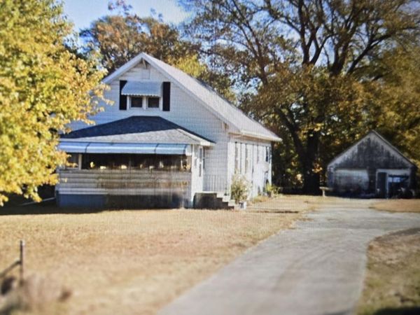 1103 Us-41, Morocco, IN 47963