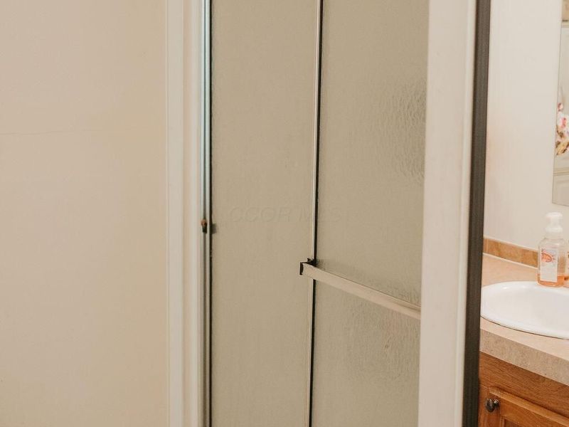 6244 London groveport Road, Unit 8, Grove City, OH 43123 Photo 10