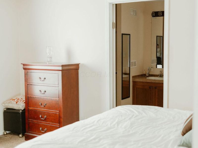 6244 London groveport Road, Unit 8, Grove City, OH 43123 Photo 13