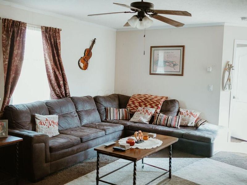 6244 London groveport Road, Unit 8, Grove City, OH 43123 Photo 3