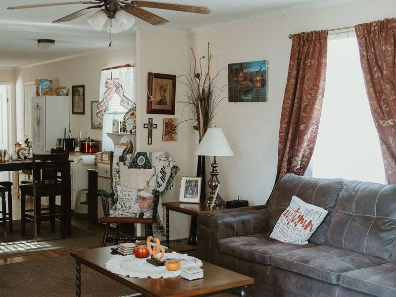 6244 London groveport Road, Unit 8, Grove City, OH 43123 Photo 4