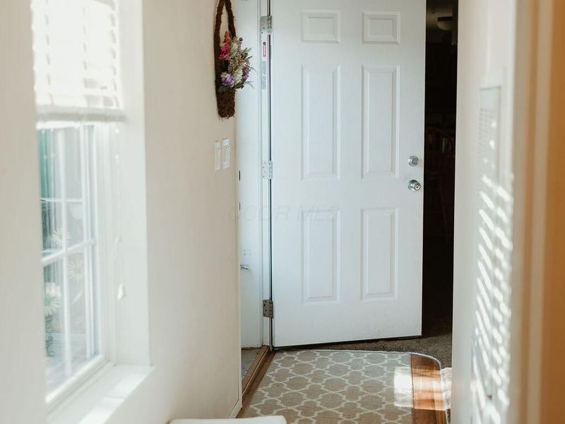 6244 London groveport Road, Unit 8, Grove City, OH 43123 Photo 5