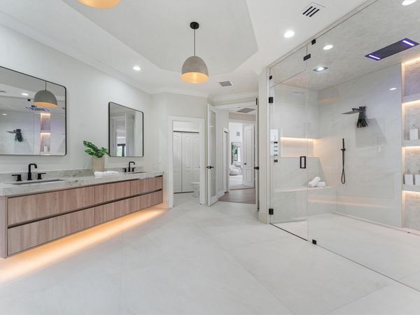 10303 SW 26th St, Davie, FL 33324