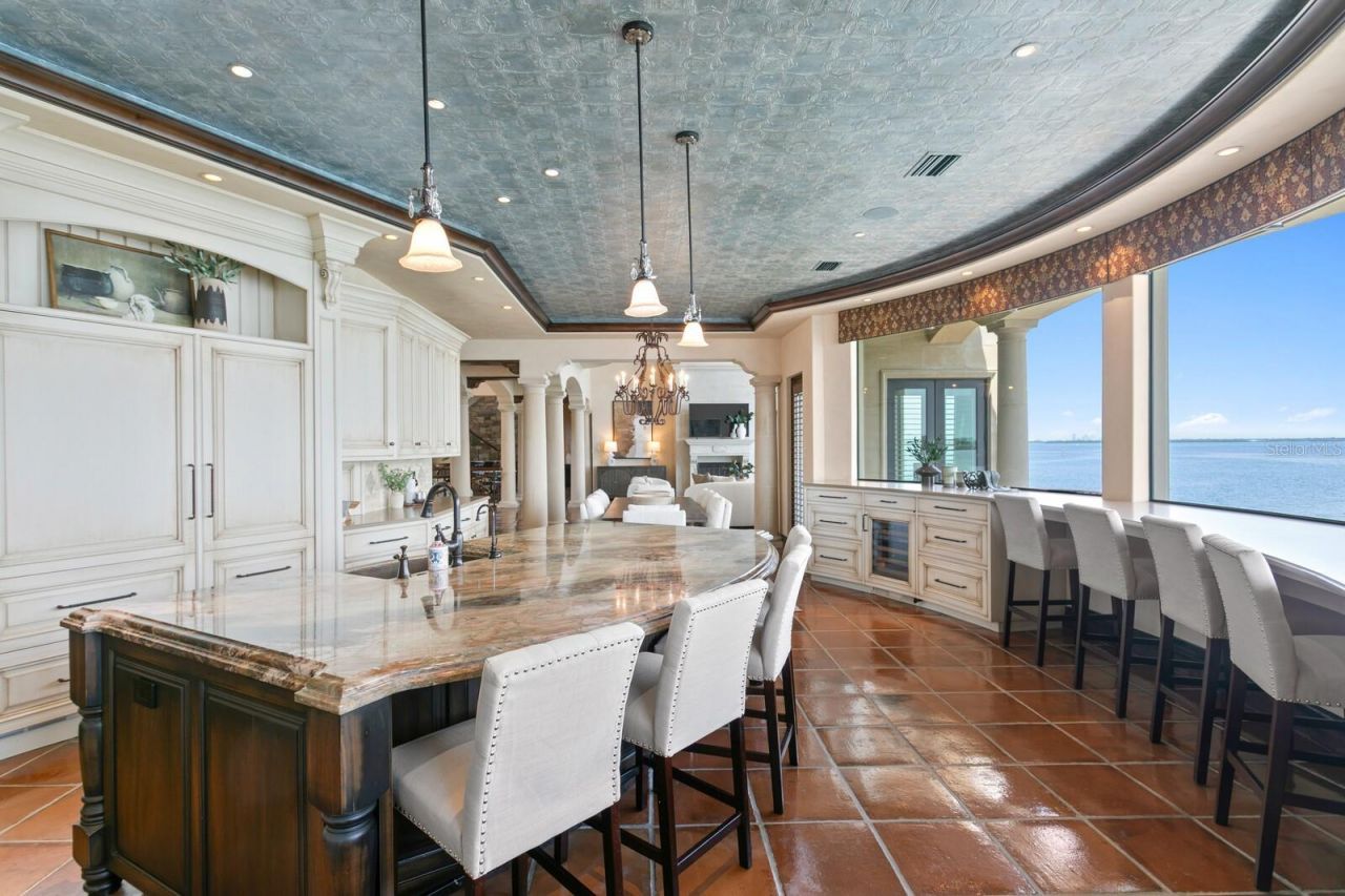 100 Sands Point Drive, Tierra Verde, FL 33715 Photo