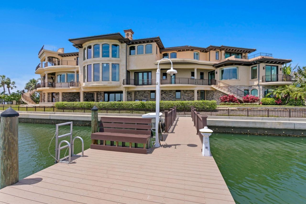 100 Sands Point Drive, Tierra Verde, FL 33715 Photo