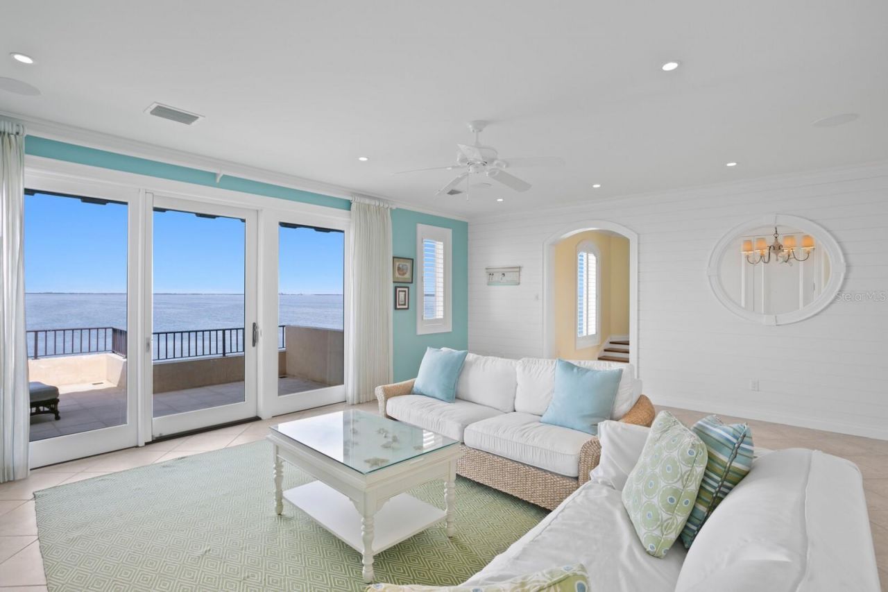 100 Sands Point Drive, Tierra Verde, FL 33715 Photo