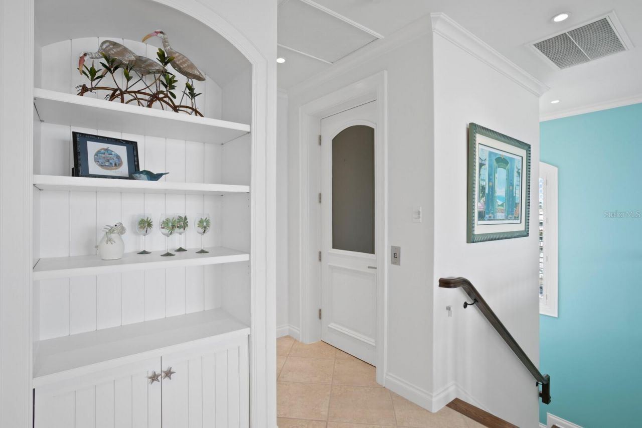 100 Sands Point Drive, Tierra Verde, FL 33715 Photo