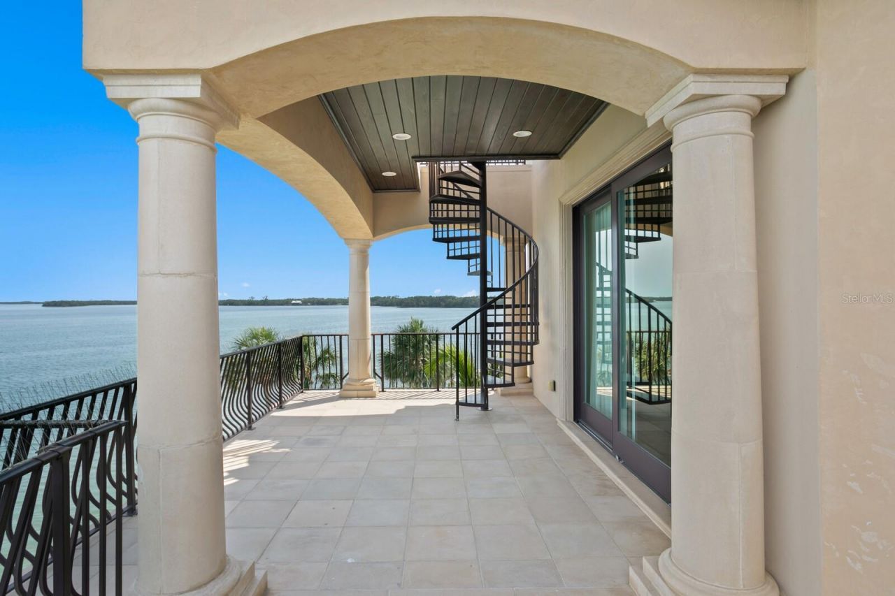 100 Sands Point Drive, Tierra Verde, FL 33715 Photo