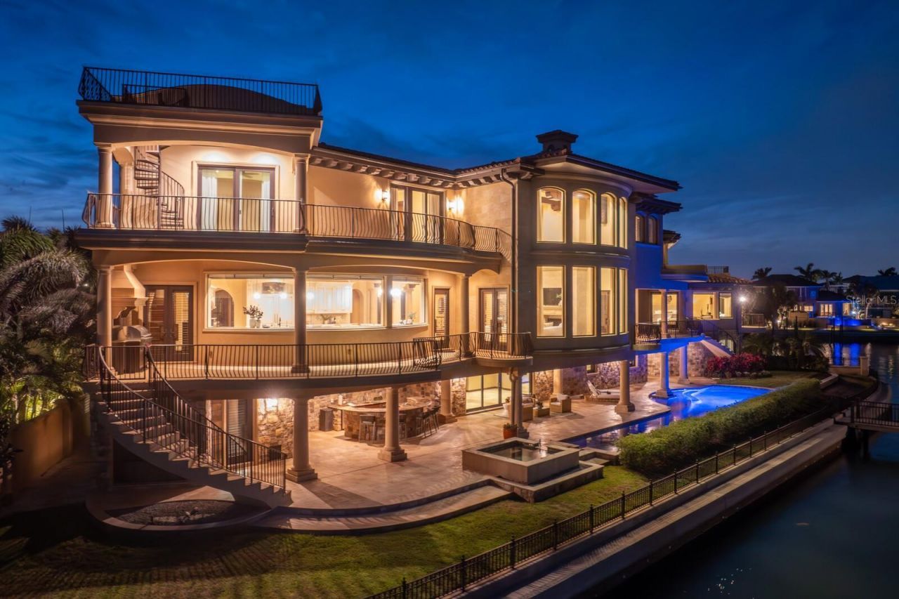 100 Sands Point Drive, Tierra Verde, FL 33715 Photo