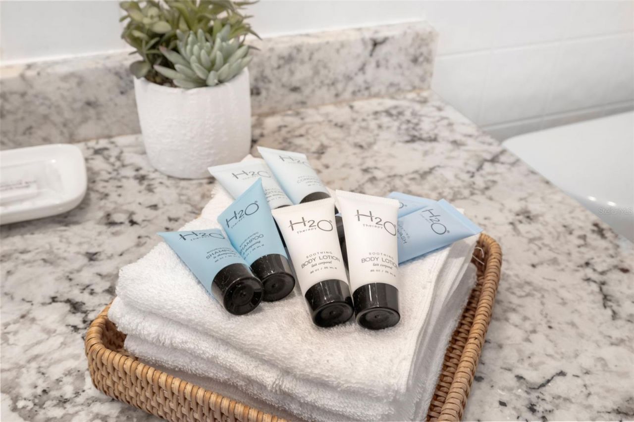 1603 Gulf Drive N, Unit 27, Bradenton Beach, FL 34217 Photo