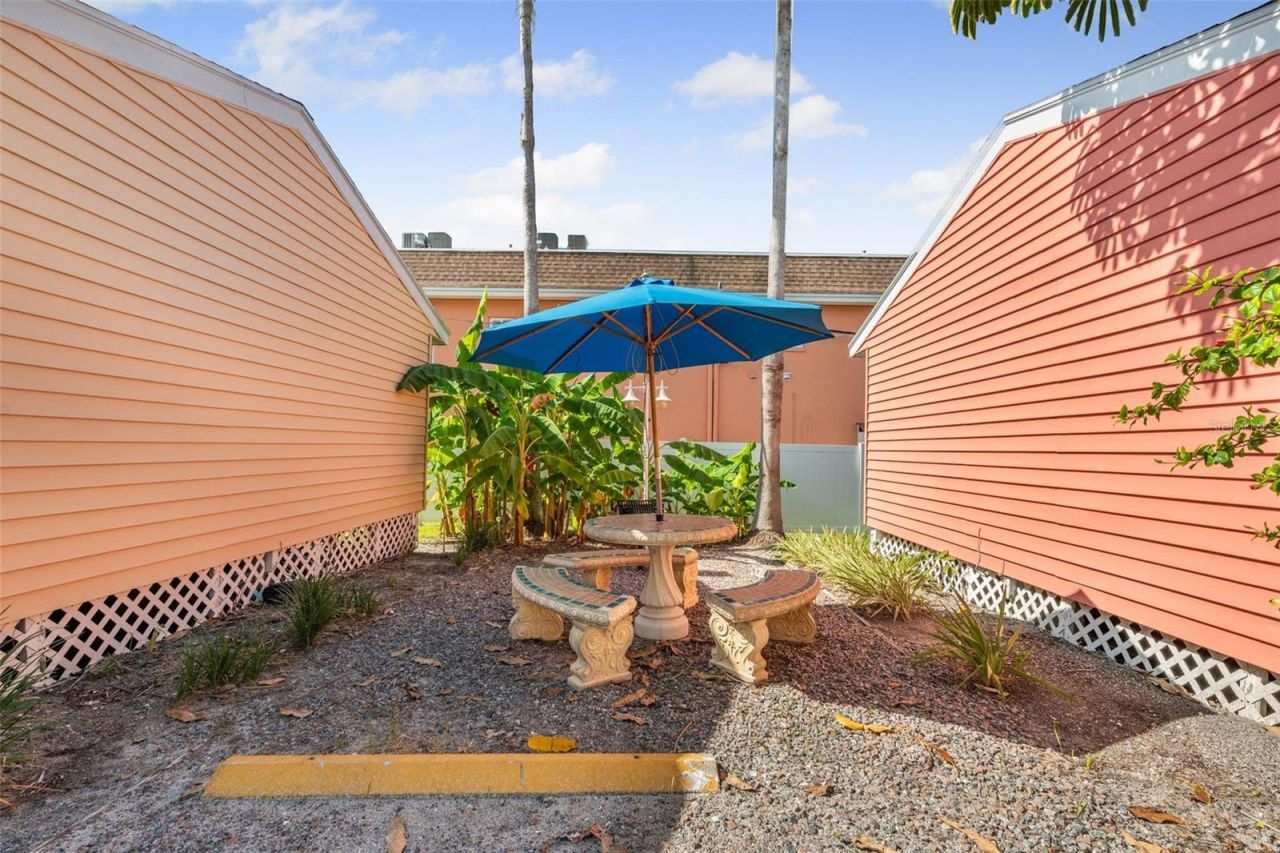 1603 Gulf Drive N, Unit 27, Bradenton Beach, FL 34217 Photo