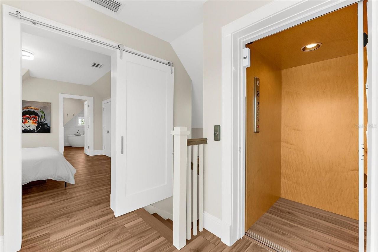 116 Garden Lane, Sarasota, FL 34242 Photo