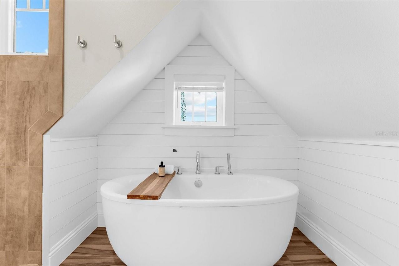 116 Garden Lane, Sarasota, FL 34242 Photo