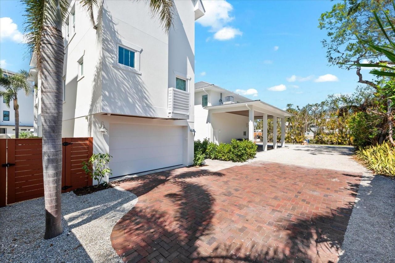 116 Garden Lane, Sarasota, FL 34242 Photo