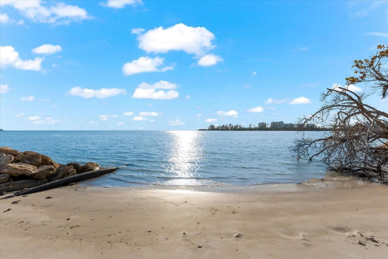 116 Garden Lane, Sarasota, FL 34242 Photo