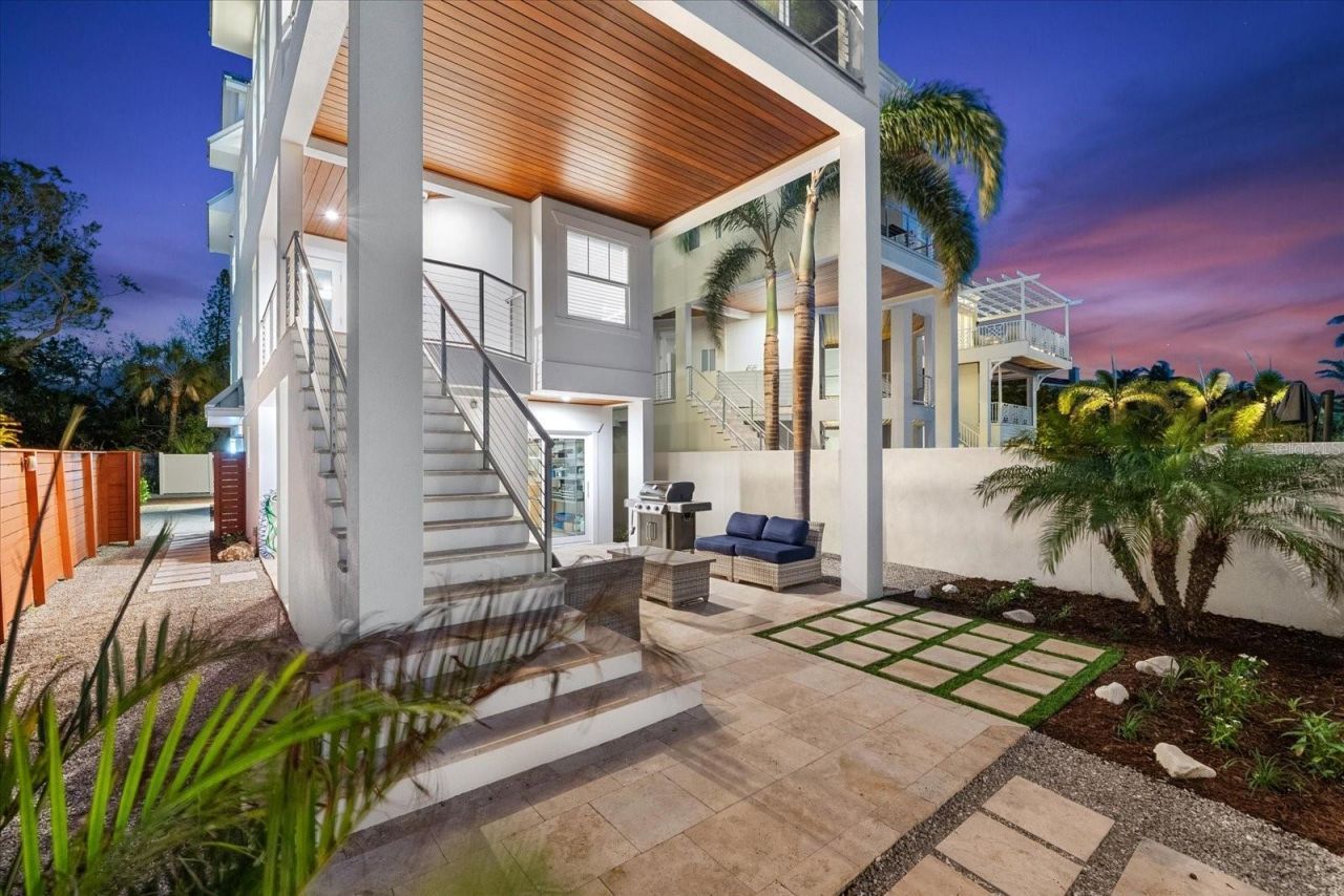 116 Garden Lane, Sarasota, FL 34242 Photo