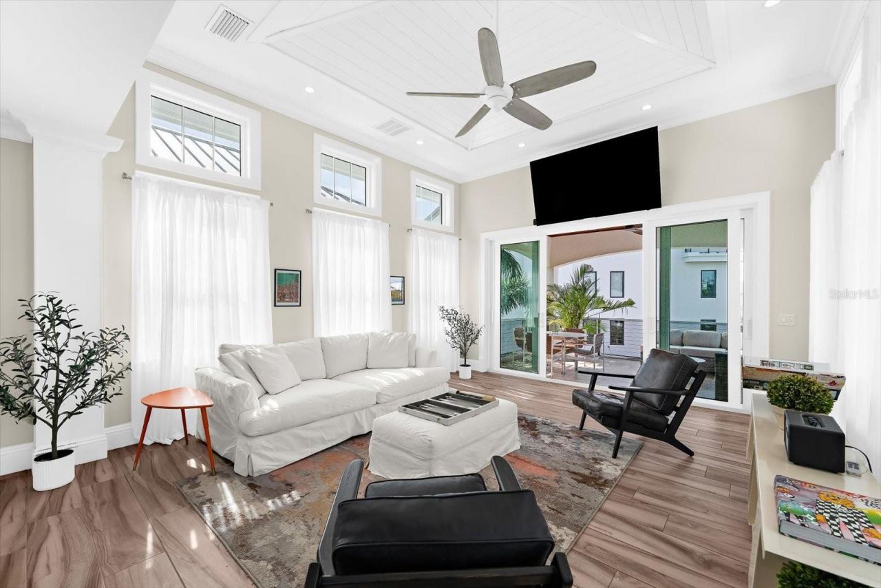 116 Garden Lane, Sarasota, FL 34242 Photo