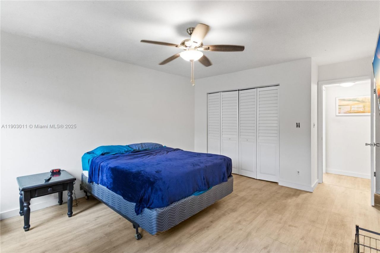 212 W Laurel Dr, Unit 1303, Margate, FL 33063 Photo